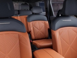 Kia Telluride SX FWD 2027