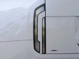 Kia Telluride Hybrid X-Line SX AWD 2027