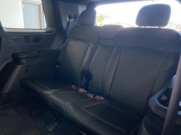 Kia Telluride S FWD 2027