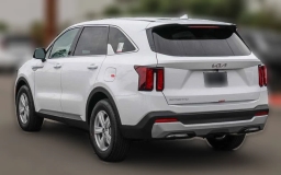 Kia Sorento LX FWD 2026