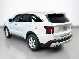 Kia Sorento LX FWD 2026