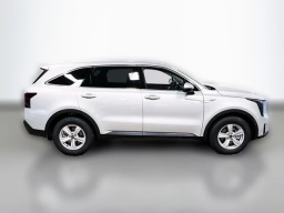 Kia Sorento LX FWD 2026
