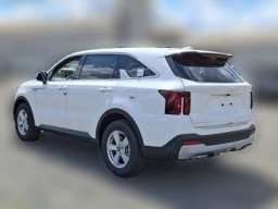 Kia Sorento LX FWD 2026