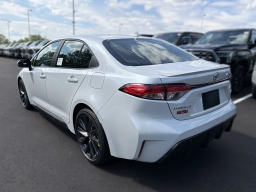 Toyota Corolla SE CVT (Natl) 2026