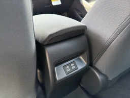 Toyota Corolla SE CVT (Natl) 2026