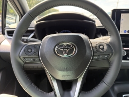 Toyota Corolla SE CVT (Natl) 2026