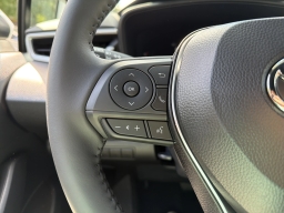 Toyota Corolla SE CVT (Natl) 2026
