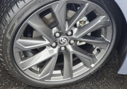 Toyota Corolla SE CVT (Natl) 2026
