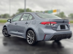 Toyota Corolla SE CVT (Natl) 2026