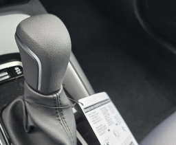Toyota Corolla SE CVT (Natl) 2026