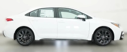 Toyota Corolla SE CVT (Natl) 2026