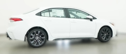 Toyota Corolla SE CVT (Natl) 2026