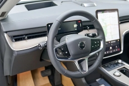 Volvo EX90 Plus Twin Motor Performance 7-Seater 2026