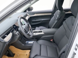 Volvo EX90 Plus Twin Motor Performance 7-Seater 2026