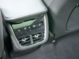Volvo EX90 Plus Twin Motor Performance 7-Seater 2026