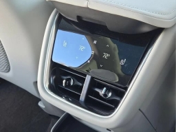 Volvo EX90 Ultra Twin Motor Performance 6-Seater 2025