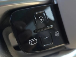 Volvo EX90 Ultra Twin Motor Performance 6-Seater 2025