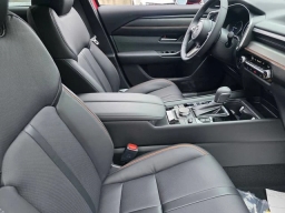 Mazda CX-50 Hybrid Premium AWD 2026
