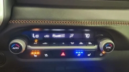 Mazda CX-50 Hybrid Premium AWD 2026