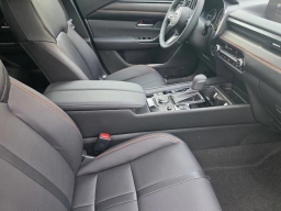Mazda CX-50 Hybrid Premium Plus AWD 2026