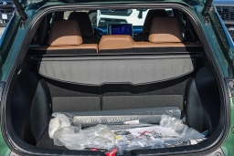 Toyota Corolla Cross XLE 2WD (Natl) 2026