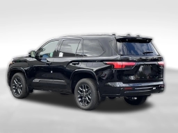 Toyota Sequoia Platinum 4WD (Natl) 2026