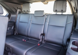 Toyota Sequoia Limited 4WD (Natl) 2026
