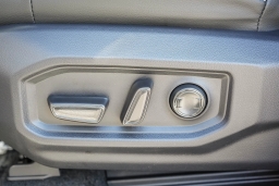 Toyota Sequoia Limited 4WD (Natl) 2026