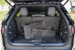 Toyota Sequoia Platinum 4WD (Natl) 2026