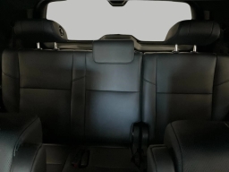 Toyota Sequoia Platinum 4WD (Natl) 2026