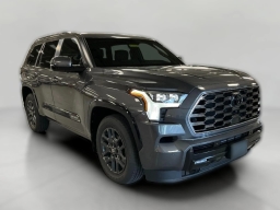 Toyota Sequoia Platinum 4WD (Natl) 2026