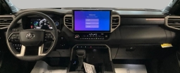 Toyota Sequoia Platinum 4WD (Natl) 2026