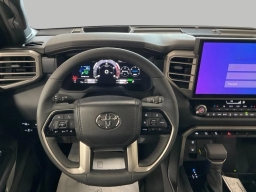 Toyota Sequoia Platinum 4WD (Natl) 2026