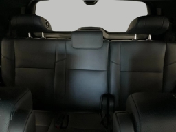 Toyota Sequoia Platinum 4WD (Natl) 2026