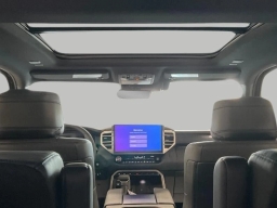 Toyota Sequoia Platinum 4WD (Natl) 2026