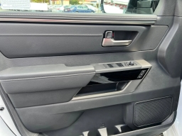 Toyota Sequoia Limited 4WD (Natl) 2026