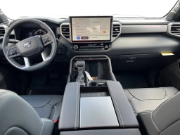 Toyota Sequoia Limited 4WD (Natl) 2026