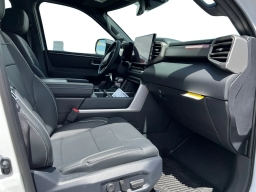 Toyota Sequoia Limited 4WD (Natl) 2026