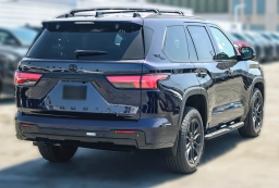 Toyota Sequoia Limited 4WD (Natl) 2026
