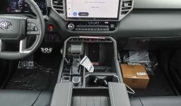 Toyota Sequoia Limited 4WD (Natl) 2026