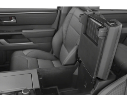 Toyota Sequoia Platinum 4WD (Natl) 2026
