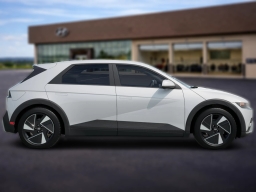 Hyundai IONIQ 5 SE Standard Range RWD 2026