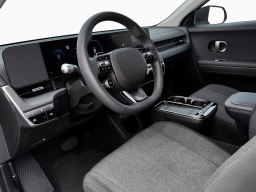 Hyundai IONIQ 5 SE Standard Range RWD 2026
