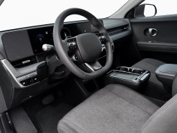 Hyundai IONIQ 5 SE Standard Range RWD 2026