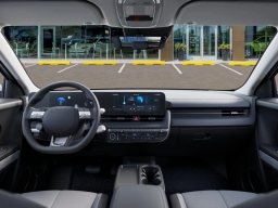 Hyundai IONIQ 5 SE Standard Range RWD 2026