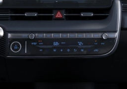Hyundai IONIQ 5 SE Standard Range RWD 2026