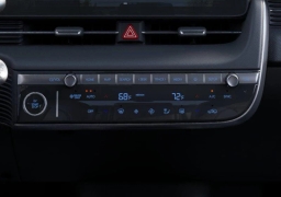Hyundai IONIQ 5 SEL RWD 2026