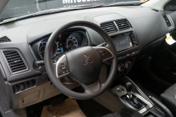Mitsubishi Outlander Sport ES 2.0 AWC 2025