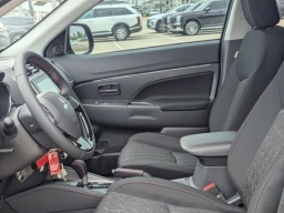 Mitsubishi Outlander Sport LE 2.0 AWC 2026