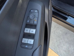 Mitsubishi Outlander ES FWD 2026